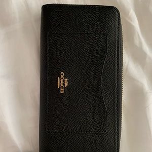AUTHENTIC COACH WALLET